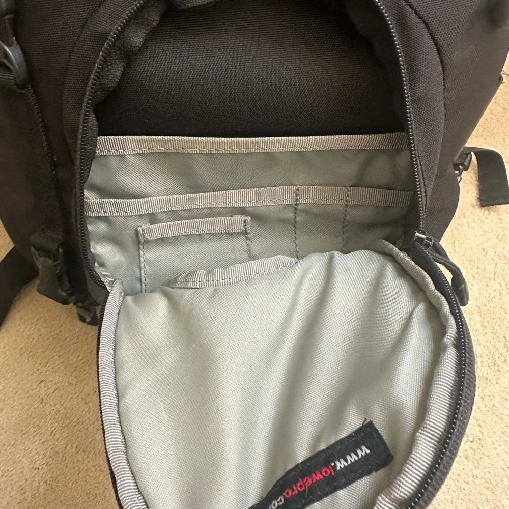 Lowepro SlingShot 200 AW Camera Bag
